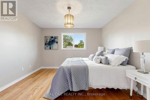 1213 Rosethorne Road, Oakville, ON 