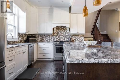 381 Woodworth Court, Hamilton, ON 