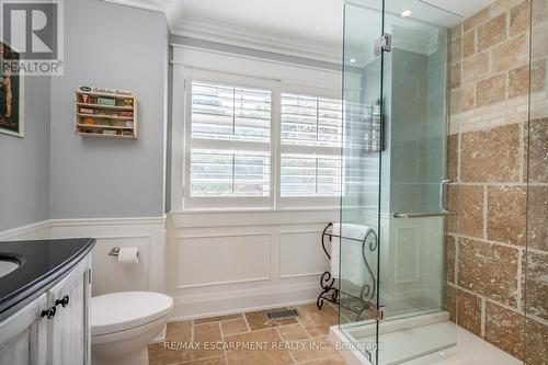 381 Woodworth Court, Hamilton, ON 