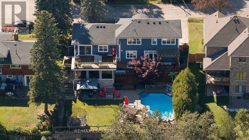 381 Woodworth Court, Hamilton, ON 