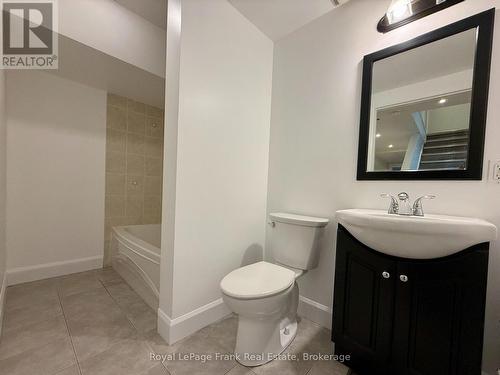 672 Romaine Street, Peterborough (Otonabee Ward 1), ON 