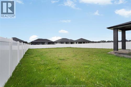 1933 VILLA CANAL DRIVE , Kingsville, Ontario N9Y 0G5 5