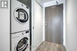1401 - 15 LOWER JARVIS STREET Toronto, ON M5E 0C4