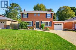 38 ADMIRAL Road Brantford, ON N3R 1L6