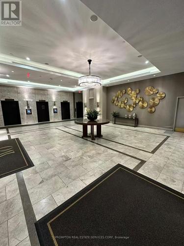 2605 - 155 YORKVILLE AVENUE , Toronto, Ontario M5R 0B4 4