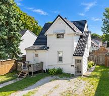 404 RUSSELL Street SOUTHSarnia, ON N7T 3M7