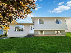 76 Briardale DR Moncton, NB E1G 2B6