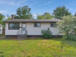 191 Second AVE Moncton, NB E1C 7Y5
