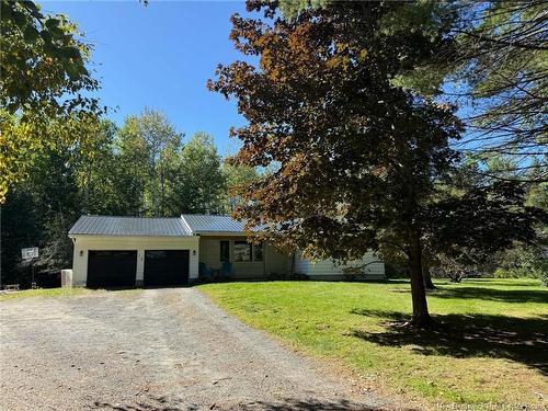 15 Mckinnon Rd, Miramichi, NB 
