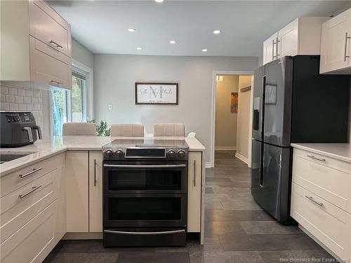 15 Mckinnon Rd, Miramichi, NB 
