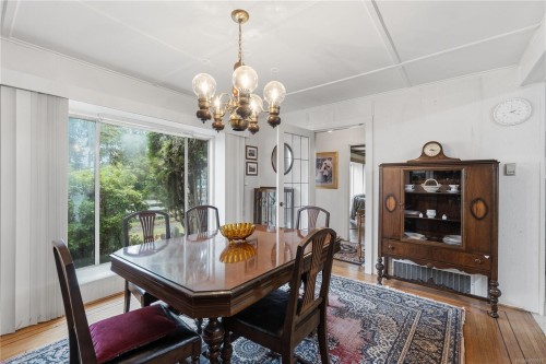 6110 Island Hwy West, Qualicum Beach, BC 