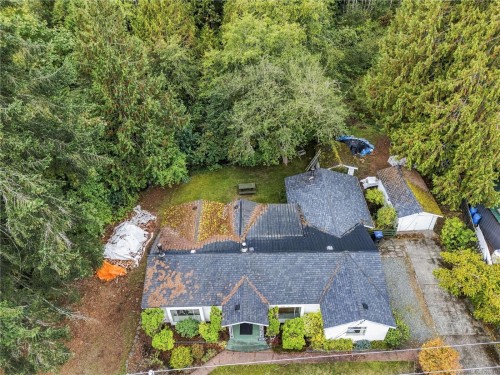 6110 Island Hwy West, Qualicum Beach, BC 