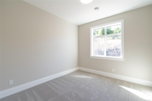 3226 Woodrush Dr, Duncan, BC 