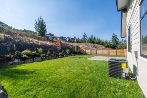 3226 Woodrush Dr, Duncan, BC 