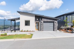 3227 Woodrush Dr Duncan, BC V9L 0J9