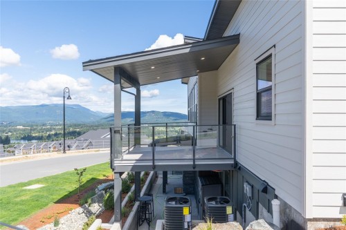 3227 Woodrush Dr, Duncan, BC 