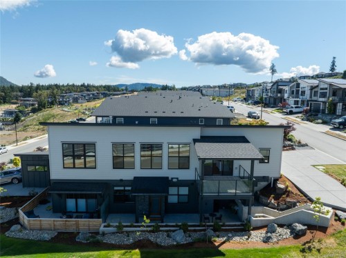 3227 Woodrush Dr, Duncan, BC 