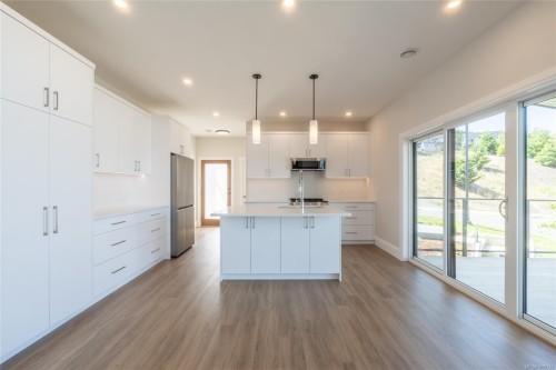 3227 Woodrush Dr, Duncan, BC 