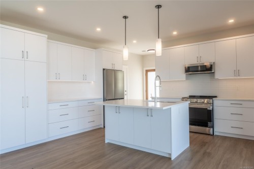 3227 Woodrush Dr, Duncan, BC 