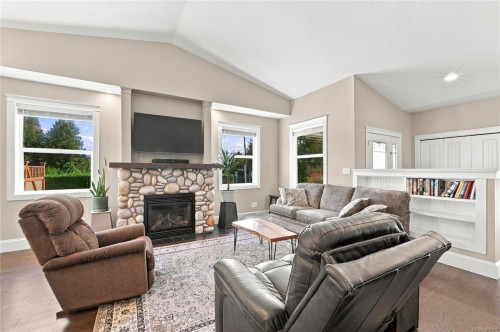 3490 Monterey Dr, Nanaimo, BC 