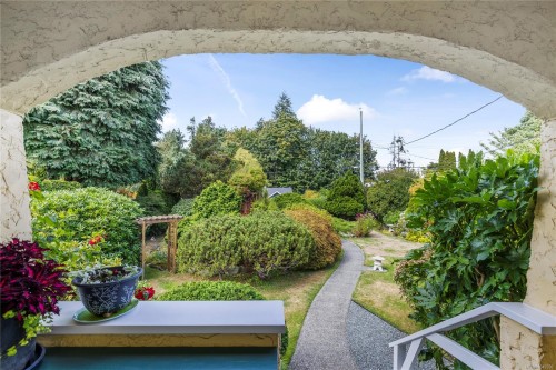 9839 Fir St, Chemainus, BC 