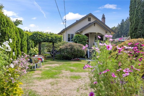 9839 Fir St, Chemainus, BC 
