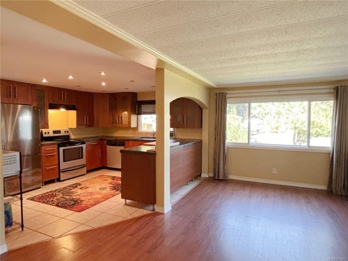 603 Conuma Dr, Gold River, BC 