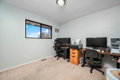 2105 20 Avenue, Vernon, BC 