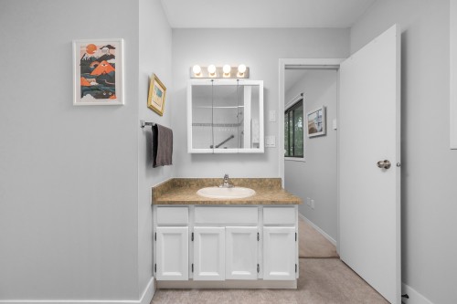 2105 20 Avenue, Vernon, BC 