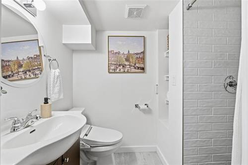 1 Echo Bay, Winnipeg, MB 