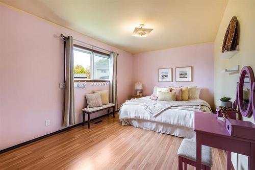 38 Kowall Bay, Winnipeg, MB 