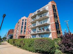 502 5769 Cunard Street  Halifax Peninsula, NS B3E 1C8