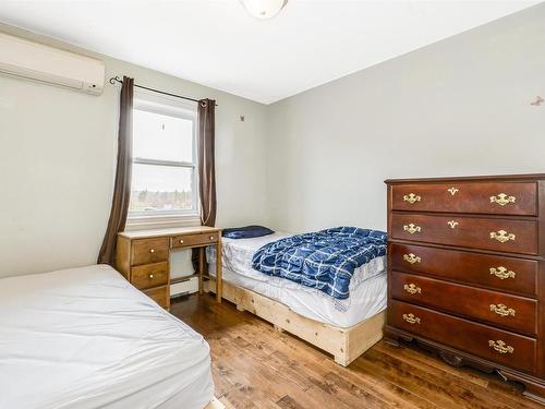 16 Prestwick Close, Halifax, NS 