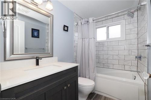 Updated main bathroom - 219 Foxhunt Road, Waterloo, ON 
