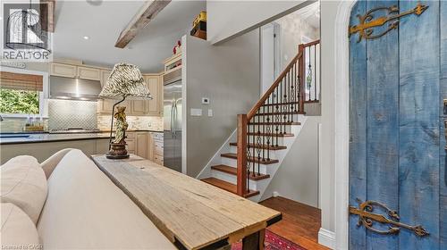 517 Rosedale Crescent, Burlington, ON 