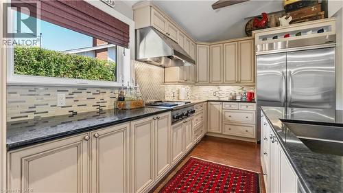517 Rosedale Crescent, Burlington, ON 