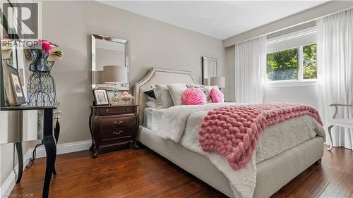 517 Rosedale Crescent, Burlington, ON 
