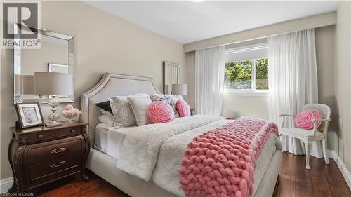 517 Rosedale Crescent, Burlington, ON 