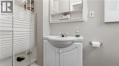 517 Rosedale Crescent, Burlington, ON 