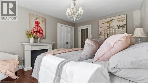 517 Rosedale Crescent, Burlington, ON 