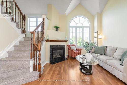 1715 Blohm Drive, Ottawa, ON 