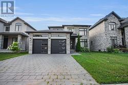 2407 RED THORNE AVENUE London South (South V), ON N6P 0E7