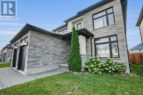 2407 RED THORNE AVENUE , London South (South V), Ontario N6P 0E7 4