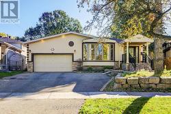 42 GATEHEAD ROAD Toronto, ON M2J 2P5