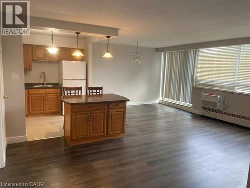 24 MIDLAND Drive Unit# 104 , Kitchener, Ontario N2A 2A8 4