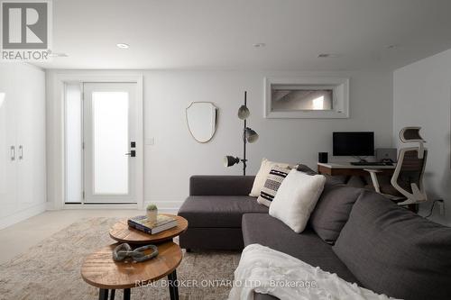 1633 Coram Crescent, Mississauga, ON 