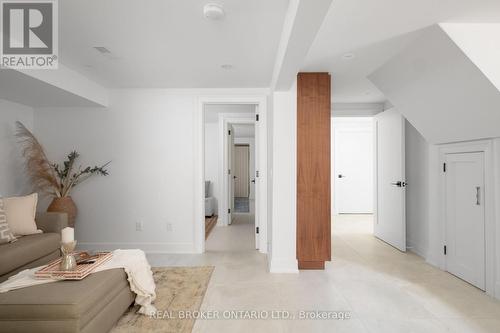 1633 Coram Crescent, Mississauga, ON 