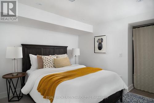 1633 Coram Crescent, Mississauga, ON 