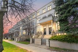 13 - 260 RUSSELL HILL ROAD Toronto (Casa Loma), ON M4V 2T2
