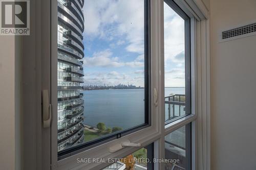 PH11 - 39 ANNIE CRAIG DRIVE , Toronto, Ontario M8V 0C5 3